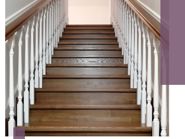 Лестницы из ясеня на заказ в Светлограде — изготовление и монтаж