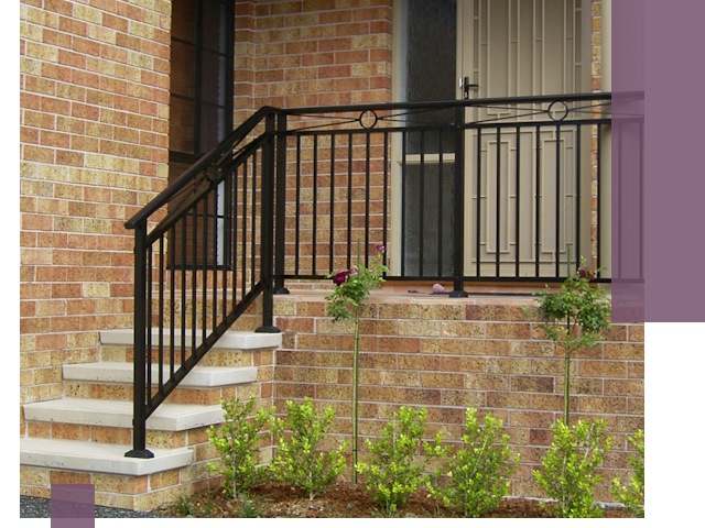 Уличные перила из металла под ключ в Светлограде