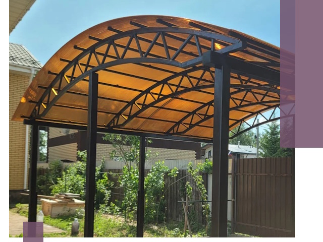 Изготовление навесов под ключ в Светлограде из качественных материалов