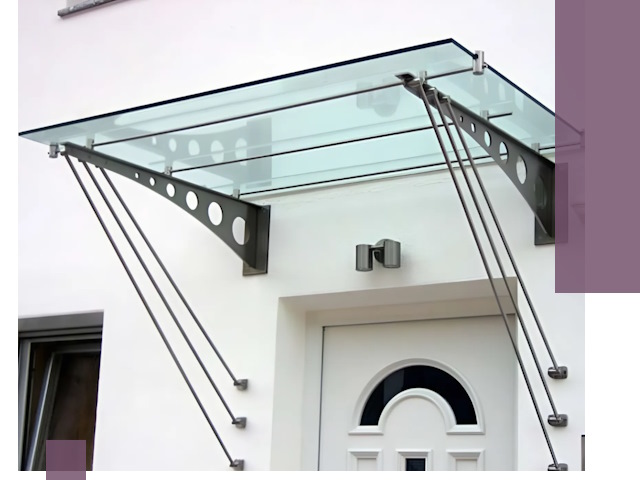 Козырьки над входом под ключ в Светлограде — изготовление и монтаж
